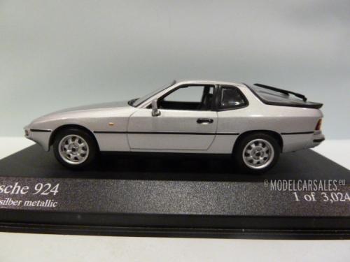Porsche 924