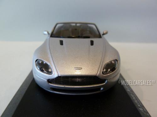 Aston Martin V8 Vantage Roadster