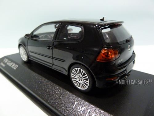 Volkswagen Golf 5 R32