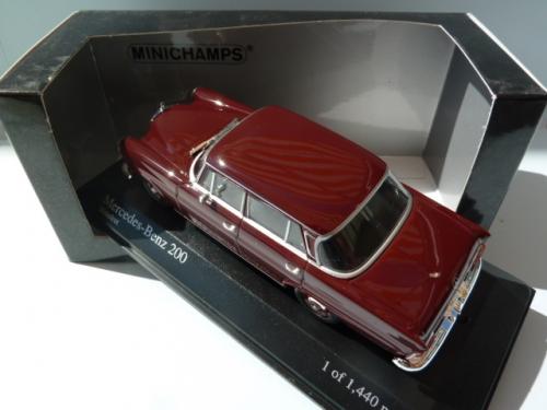 Mercedes-benz 200 (w110) Mercedes-benz 200 (w110)