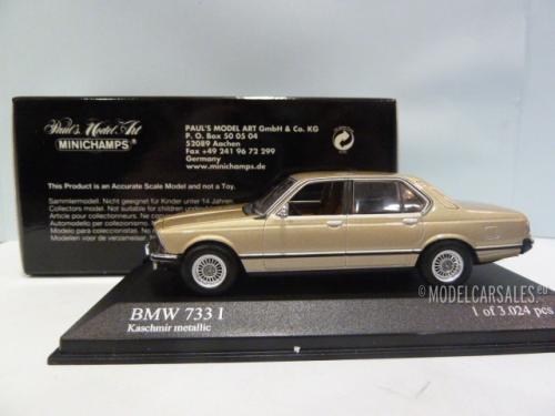 BMW 733i (e23)