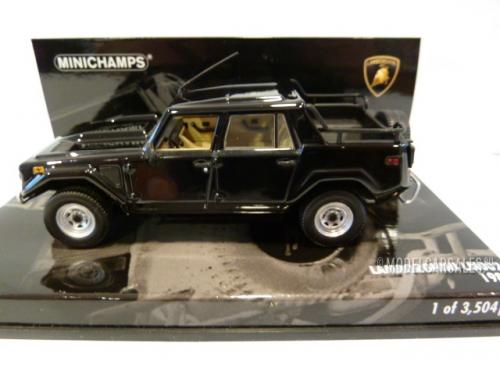 Lamborghini LM002