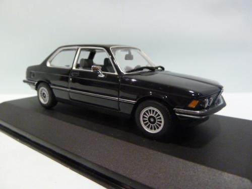 BMW 323i