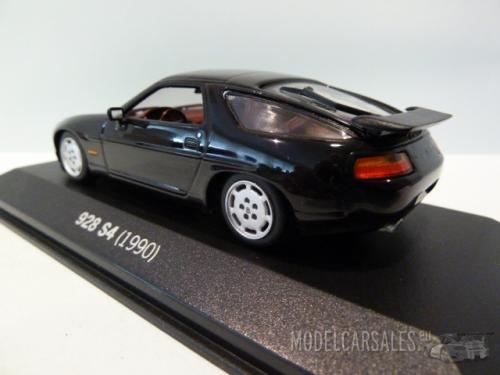 Porsche 928 S4