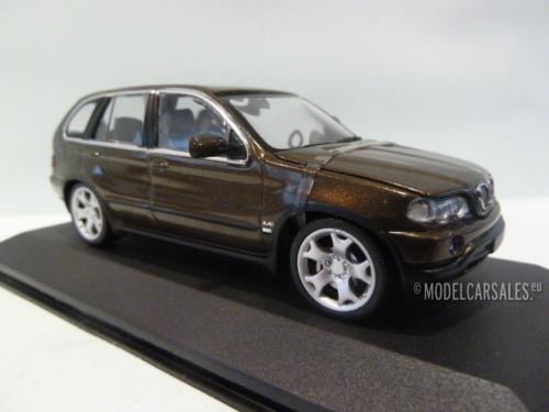 BMW X5 4.4i (e53)