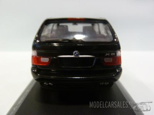 BMW X5 4.4i (e53)