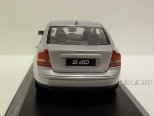 Volvo S40