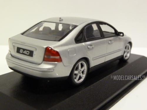 Volvo S40