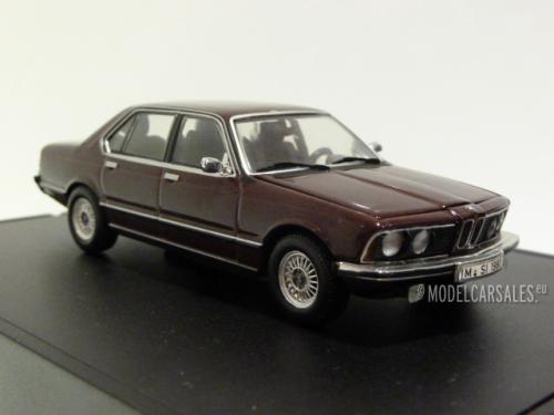 BMW 728i (e23)