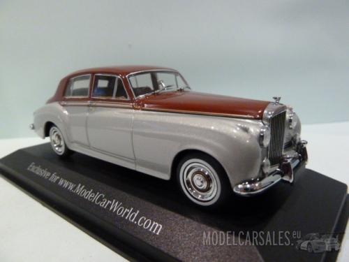 Bentley S2