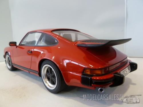 Porsche 911 Carrera 3.2 Clubsport