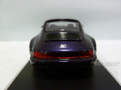 Porsche 911 (964) Carrera 4