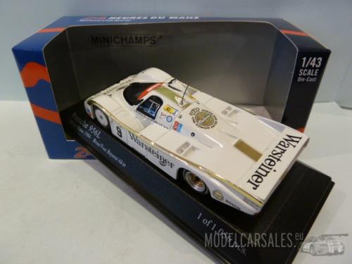 Porsche 956