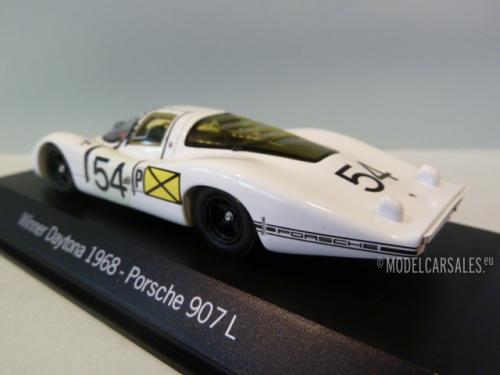 Porsche 907 L