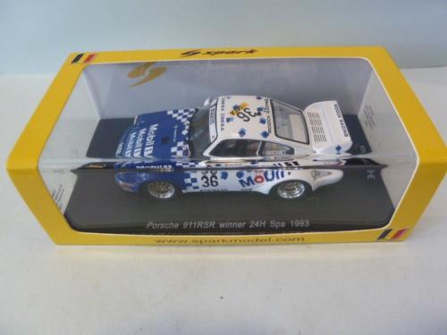 Porsche 911 RSR