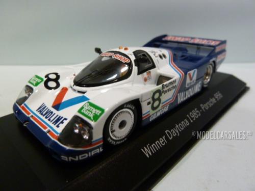 Porsche 956