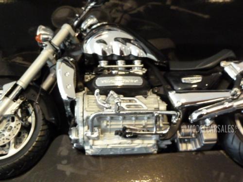 Triumph Rocket III