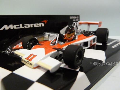 Mclaren Ford M23