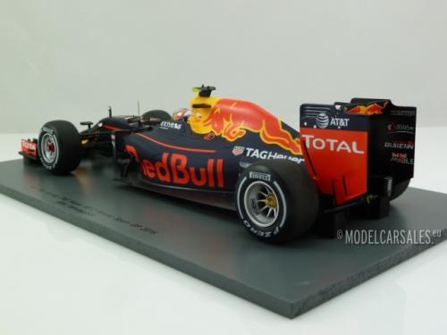 Red Bull Racing RB12 Tag Heuer