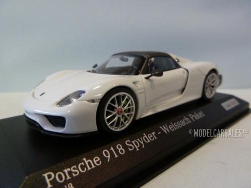 Porsche 918 Spyder Weissach Package