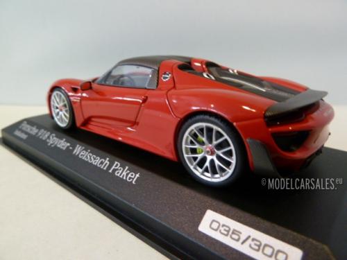 Porsche 918 Spyder Weissach Package