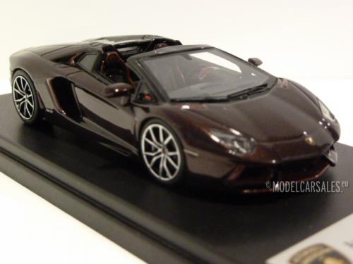 Lamborghini Aventador LP 700-4 Roadster `Ad Personam`