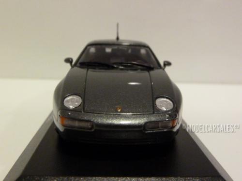 Porsche 928 GTS
