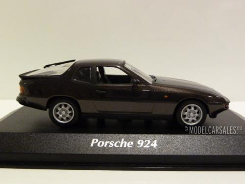Porsche 924