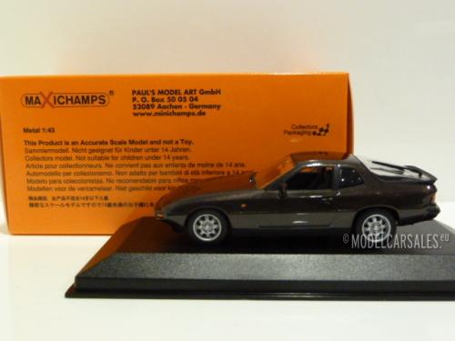 Porsche 924