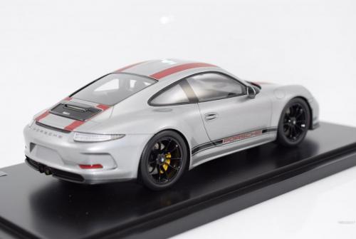 Porsche 911-R (991)