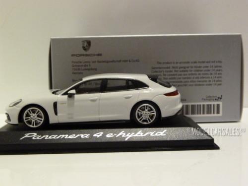 Porsche Panamera S Turismo 4 -E-Hybrid