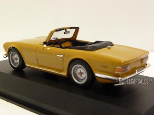 Triumph TR6