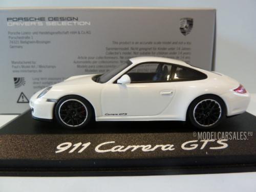 Porsche 911 Carrera GTS