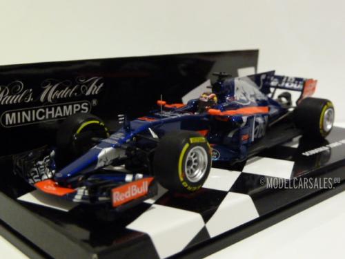 Toro Rosso STR12 Renault