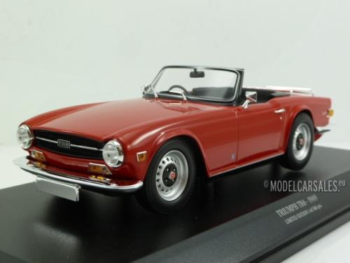 Triumph TR6 (RHD)