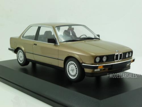 BMW 323i (e30)