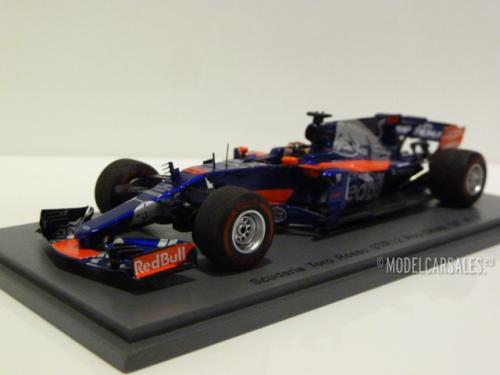 Scuderia Toro Rosso STR12 Renault