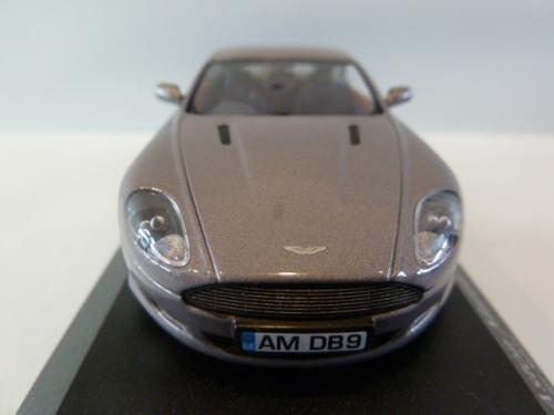 Aston Martin DB9