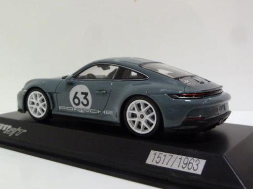 Porsche 911 (992) S/T