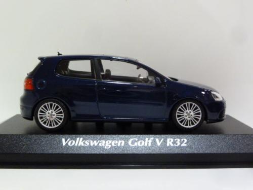 Volkswagen Golf V R32
