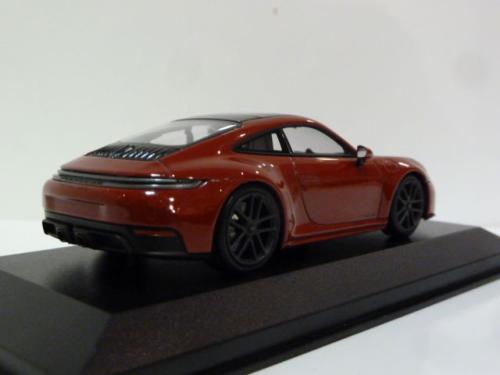 Porsche 911 (992.2) Carrera 4 GTS
