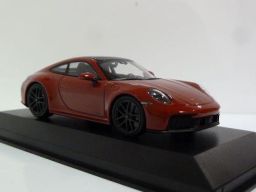 Porsche 911 (992.2) Carrera 4 GTS