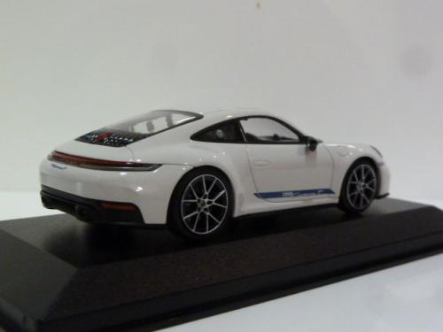 Porsche 911 (992.2) Carrera T Porsche 911 (992.2) Carrera T