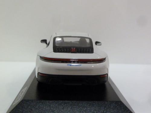 Porsche 911 (992.2) Carrera T Porsche 911 (992.2) Carrera T