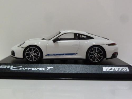 Porsche 911 (992.2) Carrera T Porsche 911 (992.2) Carrera T