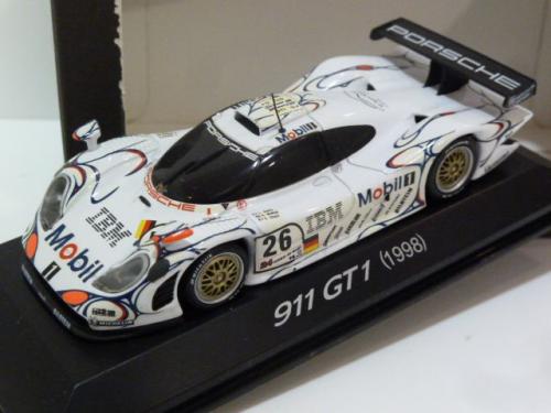 Porsche 911 GT1