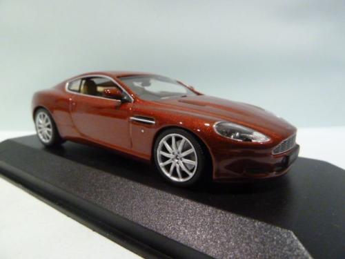 Aston Martin DB9