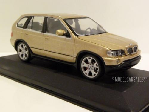 BMW X5 4.4i (e53)