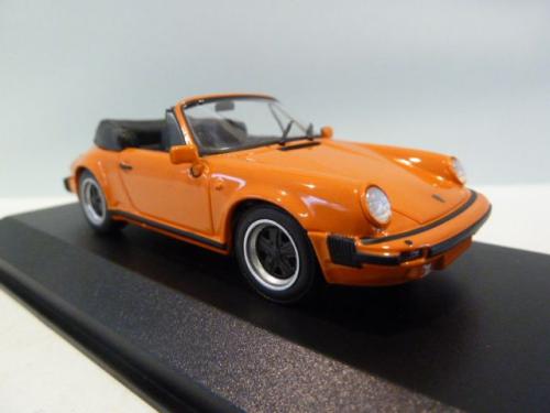 Porsche 911 Carrera Cabriolet
