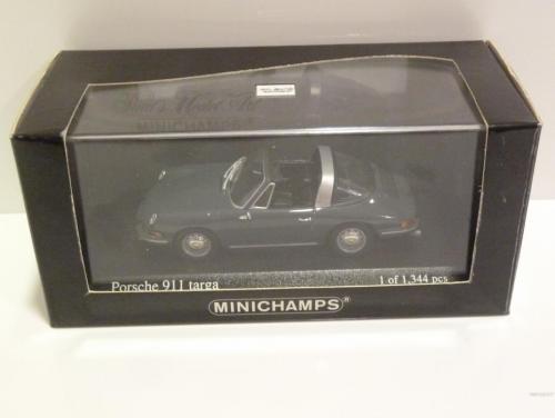 Porsche 911 Targa
